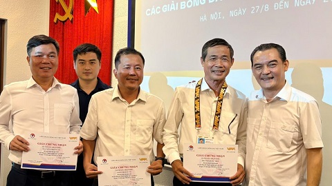 VFF bế mạc chương trình tập huấn giám sát trận đấu các giải CNQG 2026/27